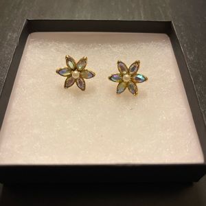 Vintage Aurora Borealis Iridescent Crystal and Pearl Starburst Pierced Earrings